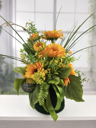 Flowerbox-sloneczniki-kompozycja-kwiatowa-sztuczne-kwiaty