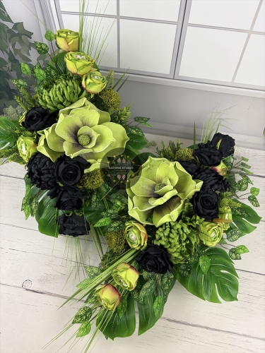 Komplet-nagrobny-czarny-zielony-kwiat-piankowy-chryzantemy-stroik-na-cmentarz